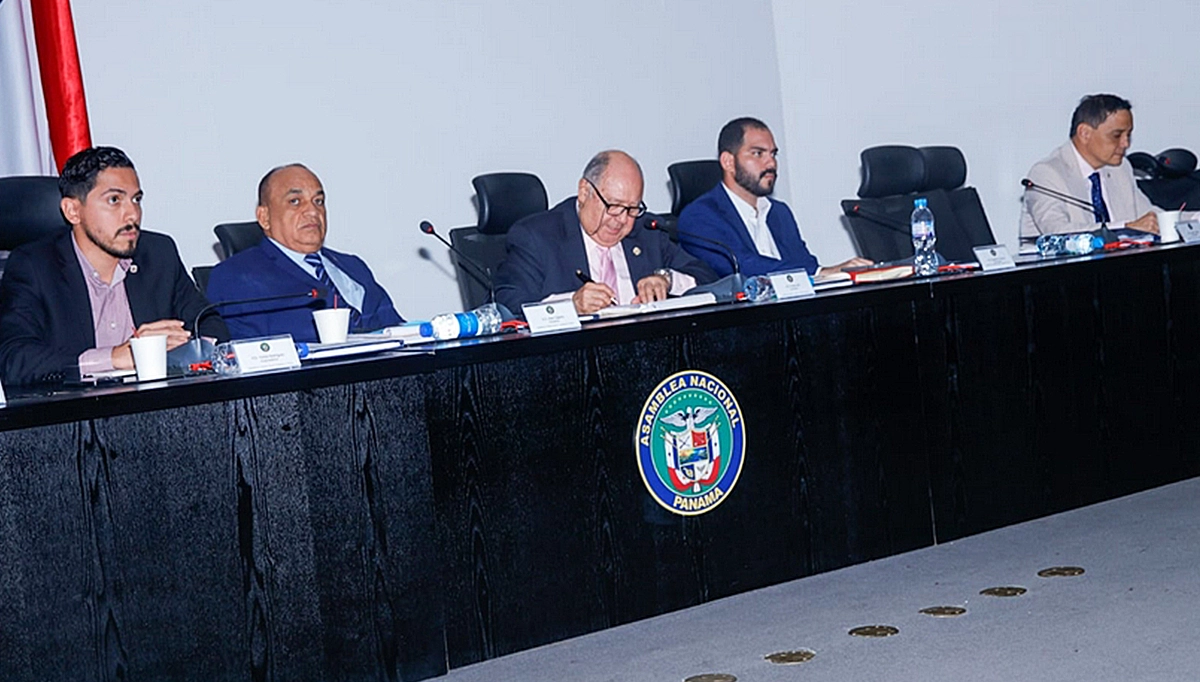 Noticias en Vivo desde Panamá – Información Actualizada al Instante 14 Featured image for “Congelan debate de la CSS hasta el viernes en busca de consensos”